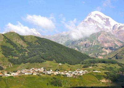 Kazbegi met-berg Kazbek