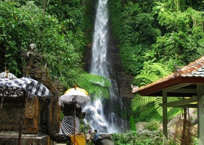 Git Git waterval in het noorden van Bali